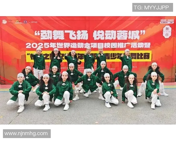 广州街舞队的奋斗与荣耀：一段激情燃烧的街舞纪实之旅